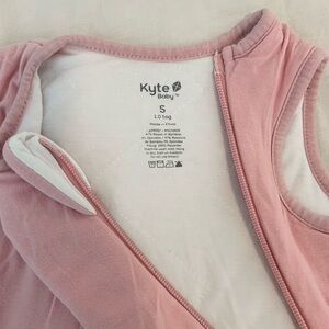 Kyte Baby Sleep Sack size Small pink